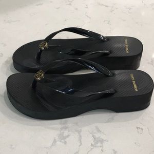 Tory Burch Wedge Platform Flip Flops Black